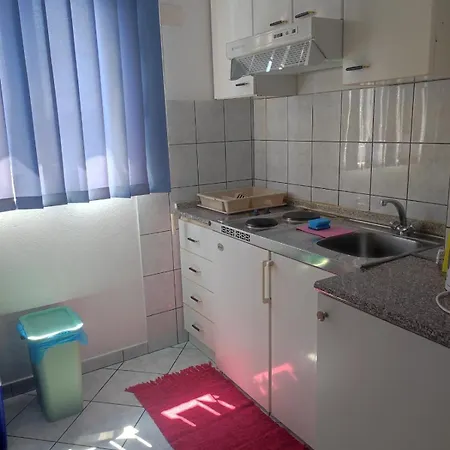 With A Parking Space Baska Voda, Makarska - 6612 Apartman Baska Voda