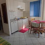 With Parking Space - Makarska - 6612 Baska Voda