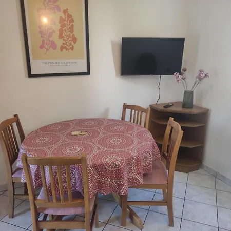With Parking Space - Makarska - 6612 Apartman *